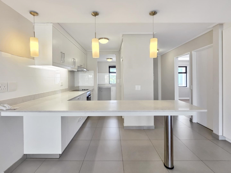 To Let 2 Bedroom Property for Rent in Vredehoek Western Cape